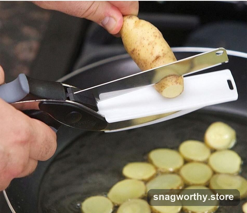 Kitchen shears blade detail | Snagworthy.store