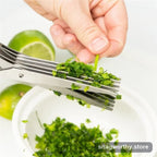 Herb scissors shredding spring onion | Snagworthy.store
