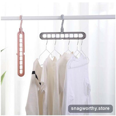Hanger connectors cascading multiple outfits | Snagworthy.store