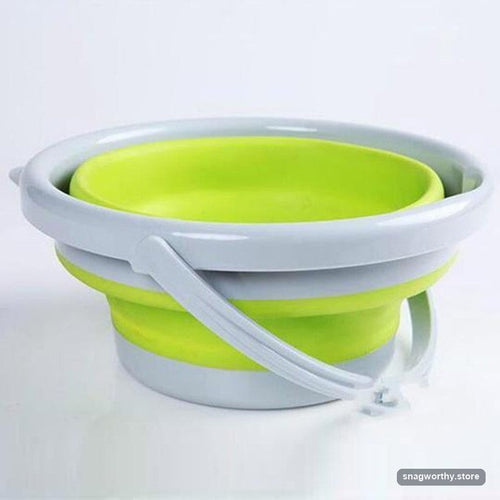 Green collapsible silicone bucket, expanded | Snagworthy.store