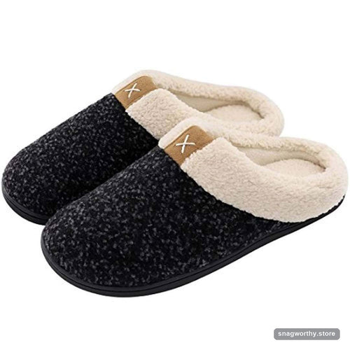 CloudStep memory foam slippers in black with cream fleece collar | Snagworthy.store